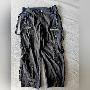 Romwe black gothic pants Size 1XL